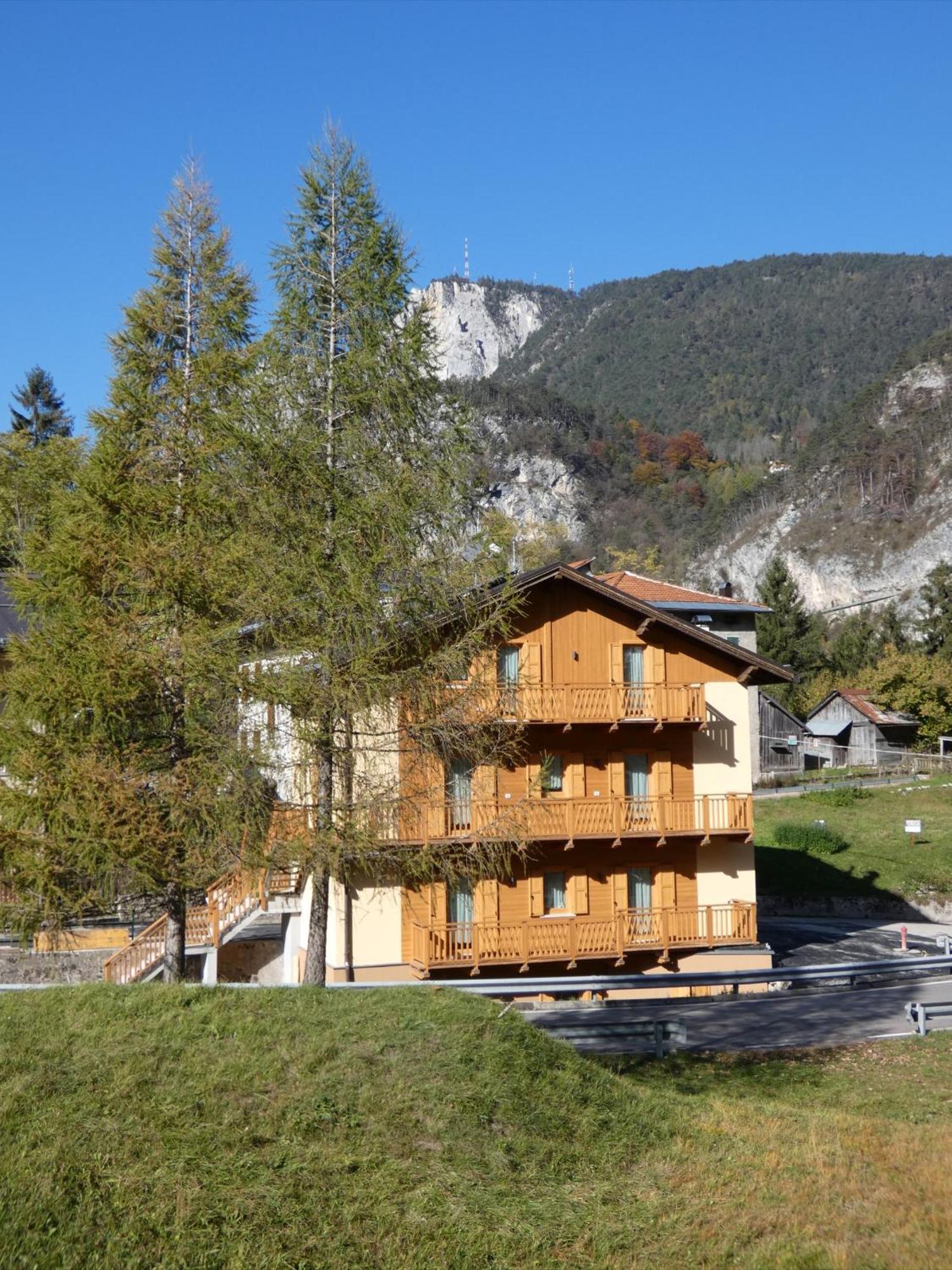 Perarolo di Cadore Ai Larici酒店 外观 照片